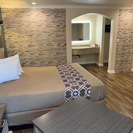 Walnut Inn & Suites West Covina Luaran gambar