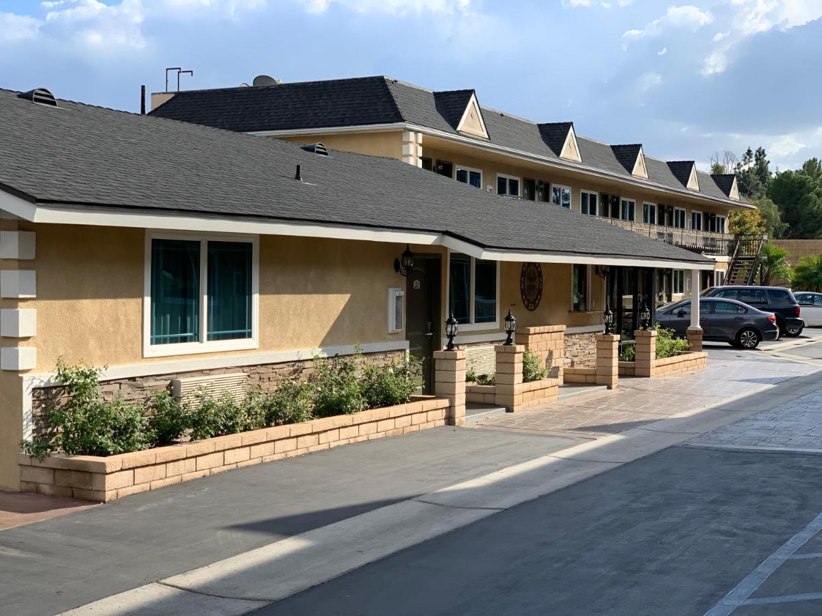 Walnut Inn & Suites West Covina Luaran gambar