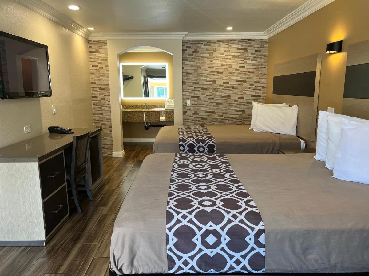 Walnut Inn & Suites West Covina Luaran gambar