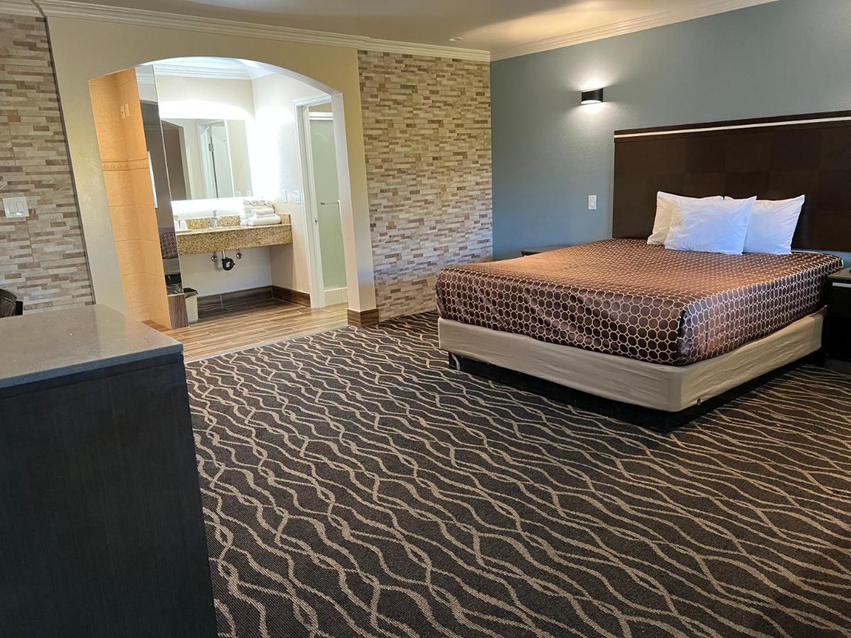 Walnut Inn & Suites West Covina Luaran gambar